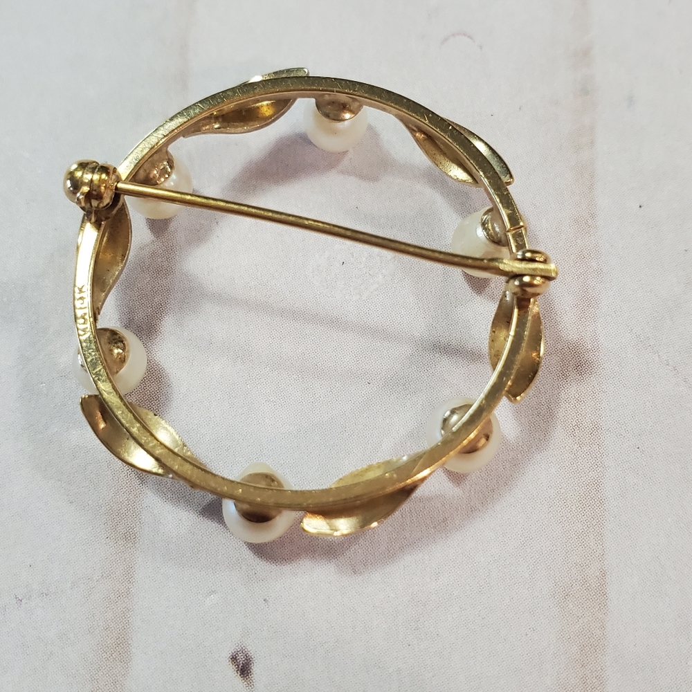 14k Yellow Gold And Pearl Vintage Wreath Brooch/Pin - Picture 8 of 11